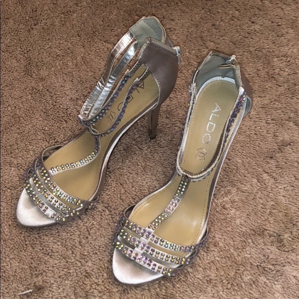 ALDO studded heels 😍